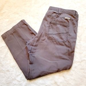 Columbia 46w Men's Pants. Grey GUC.